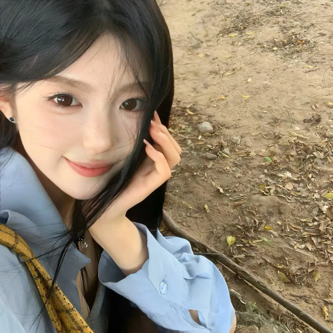双面女人 海报